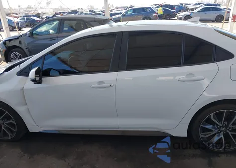 2020 Toyota Corolla Se z USA, uszkodzony, nr VIN 5YFP4RCEXLP013685